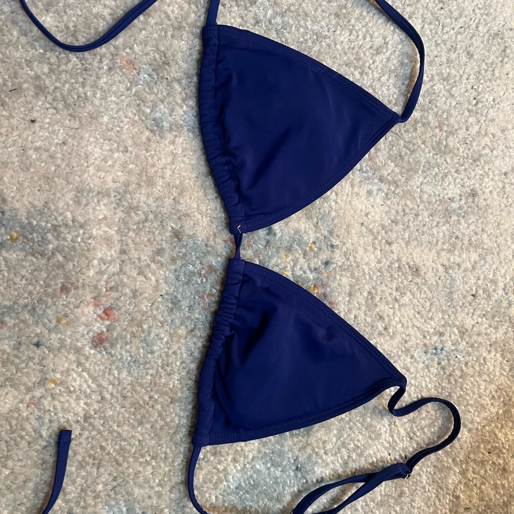 Basic blue bikini top